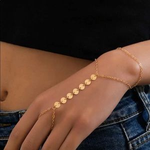 Disc Decor Mittens Bracelet to Ring